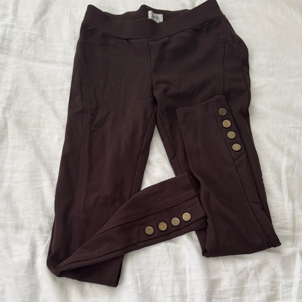CACHÉ Leggings with Button Detail